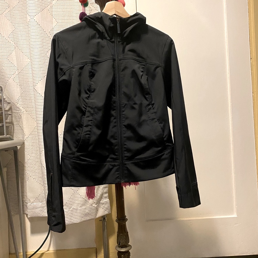 Marmot black hooded light jacket
